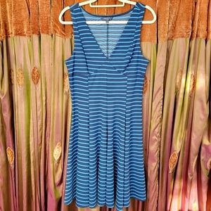 Peter Som for Design Nation Striped Fit & Flare Plunge V-neck Dress Blue size 8